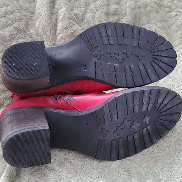 Wanda Panda leather booties - Picture 2 of 12